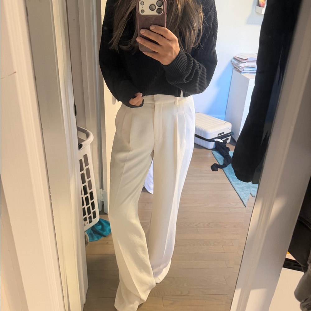 Aritzia Effortless Ivory pants